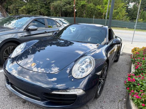 Used 2015 Porsche 911 Carrera image 19
