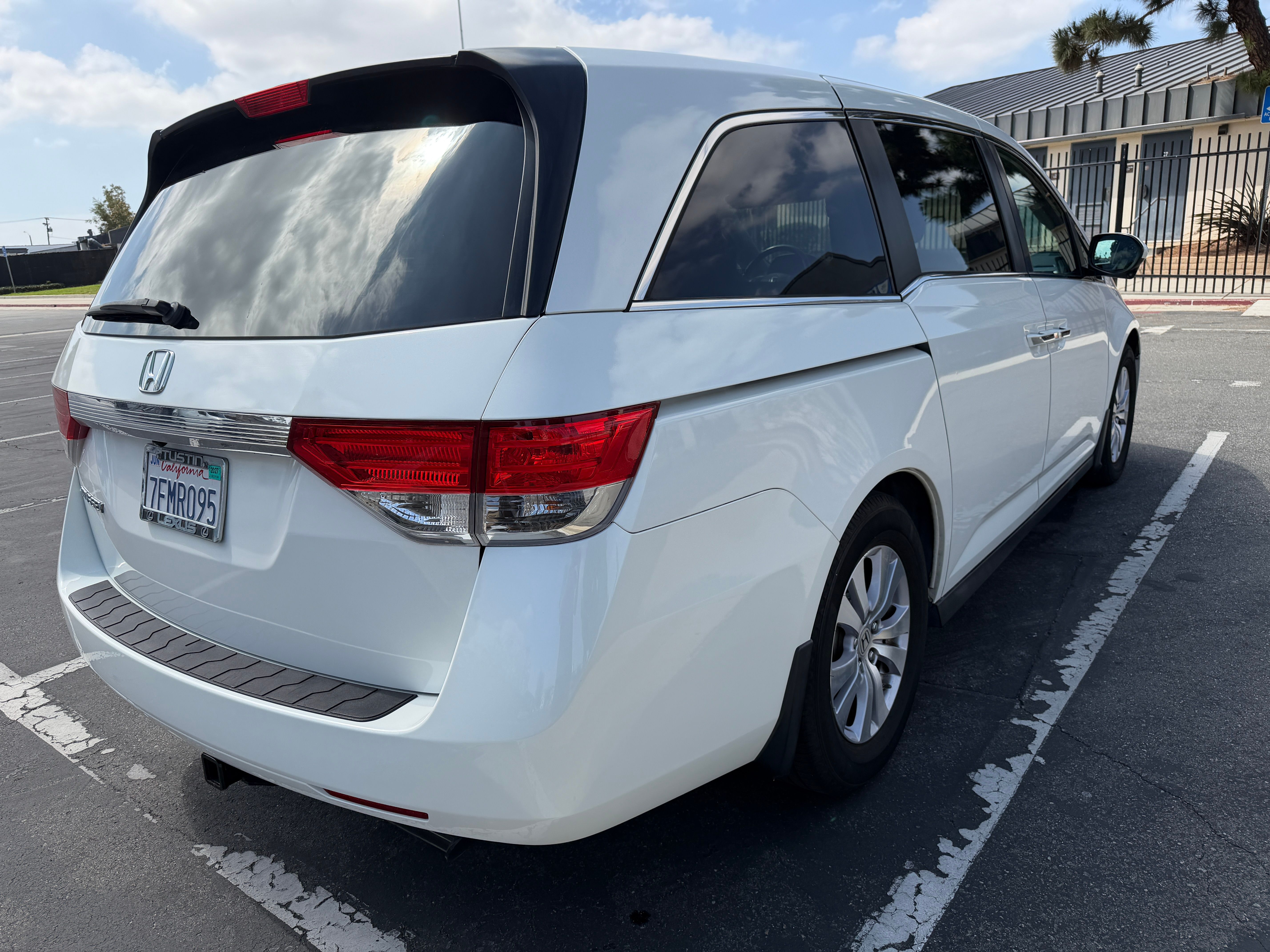 Used 2014 Honda Odyssey EX-L image 5