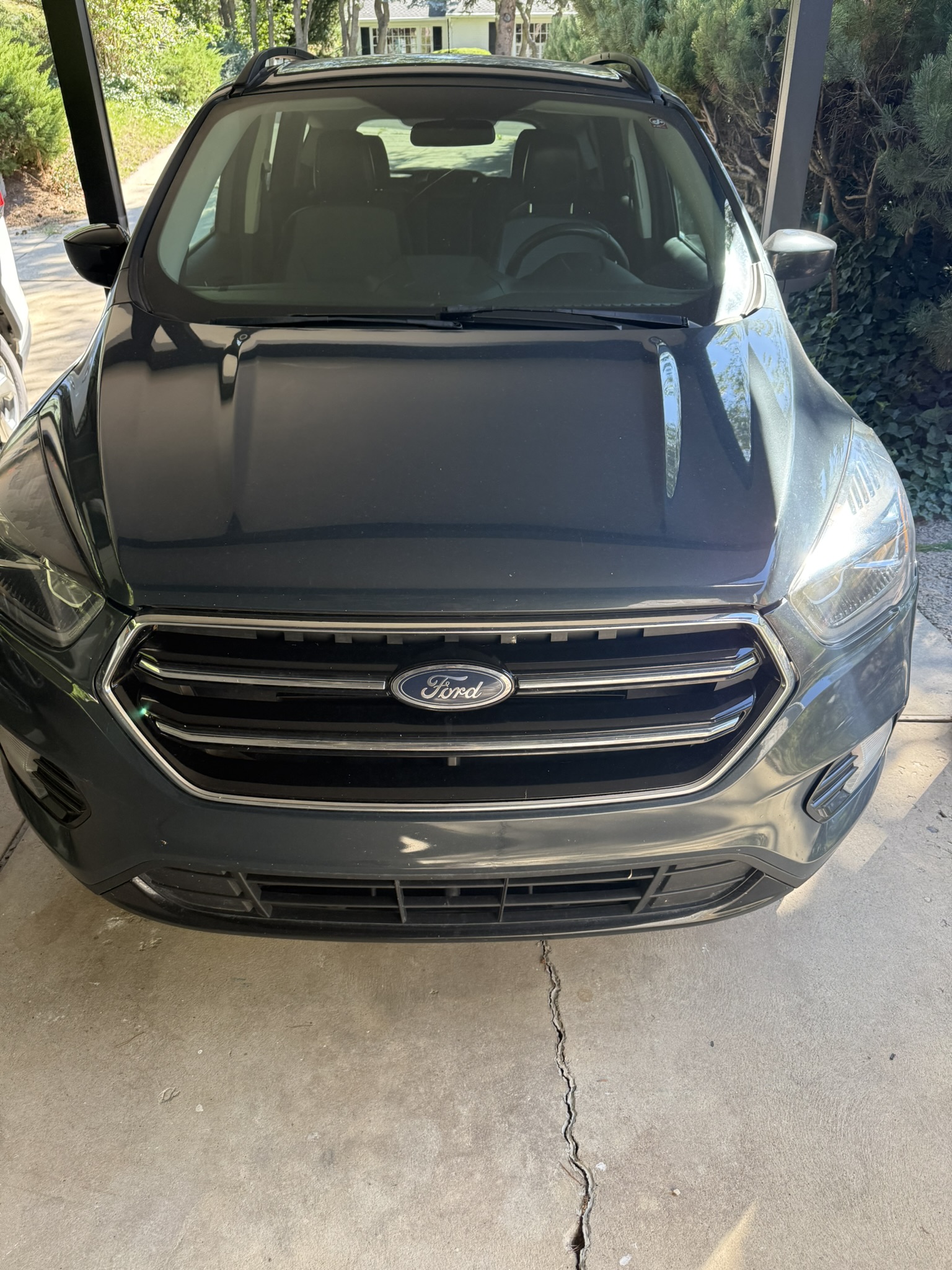 Used 2019 Ford Escape SE AWD/4WD image 2