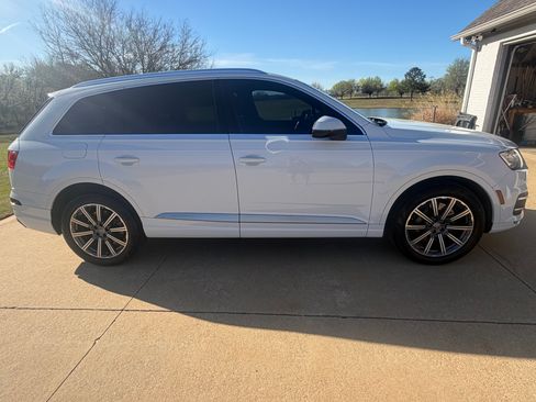 Used 2018 Audi Q7 3.0T Prestige w/ Prestige Package image 5