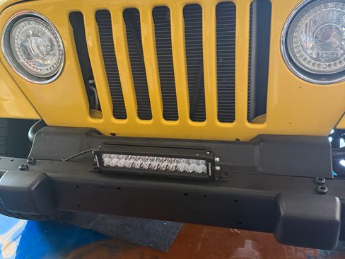 Used 2004 Jeep Wrangler SE AWD/4WD image 27