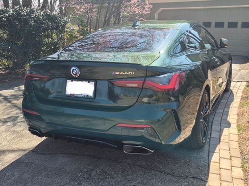 Used 2023 BMW M440i Coupe w/ Premium Package image 9