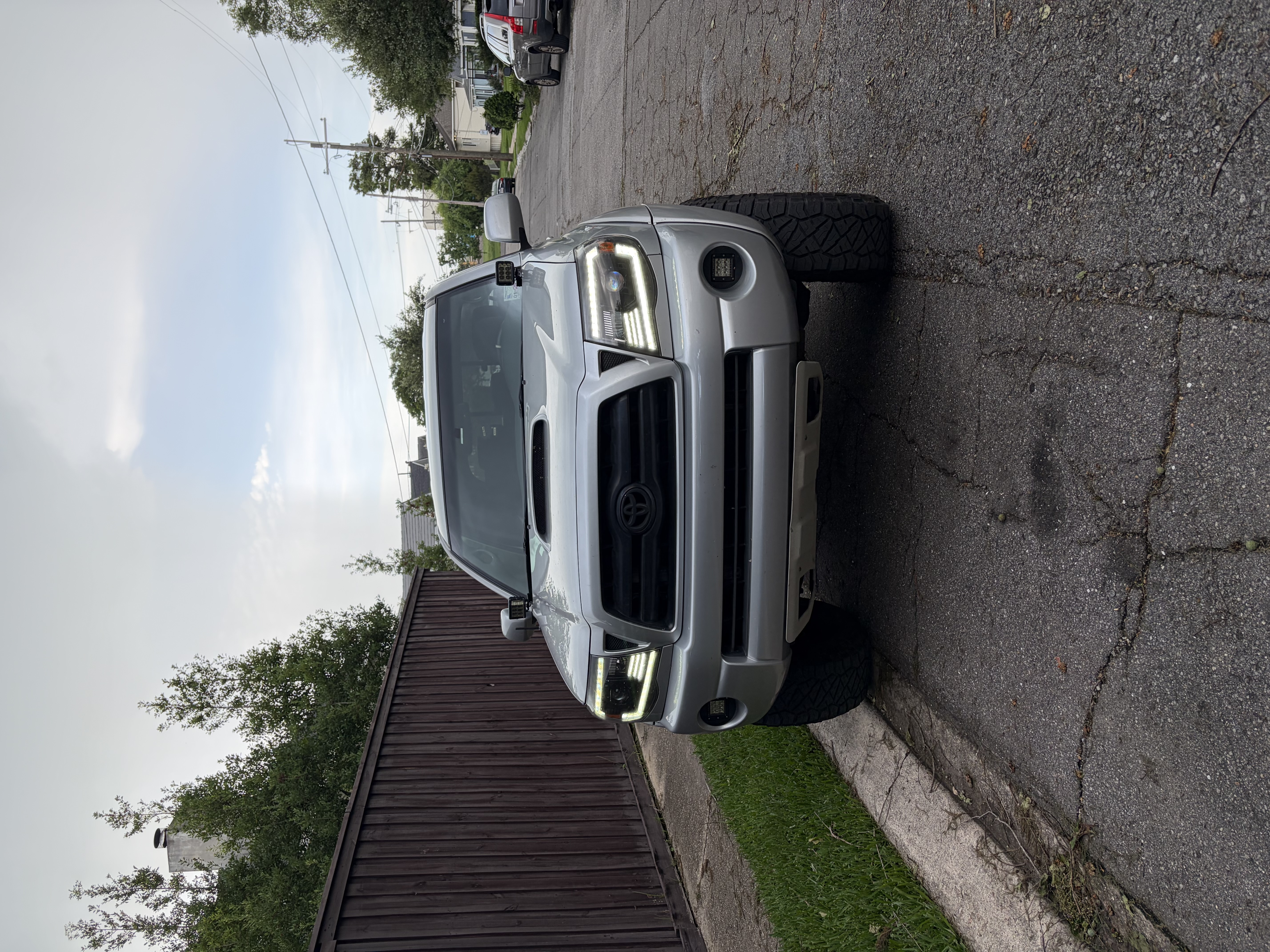 Used 2007 Toyota Tacoma PreRunner RWD image 1