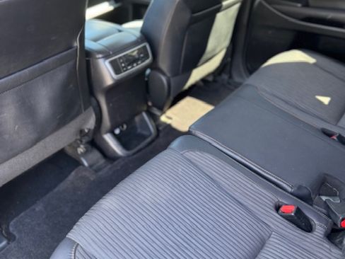 Used 2016 Toyota Highlander LE AWD/4WD image 11