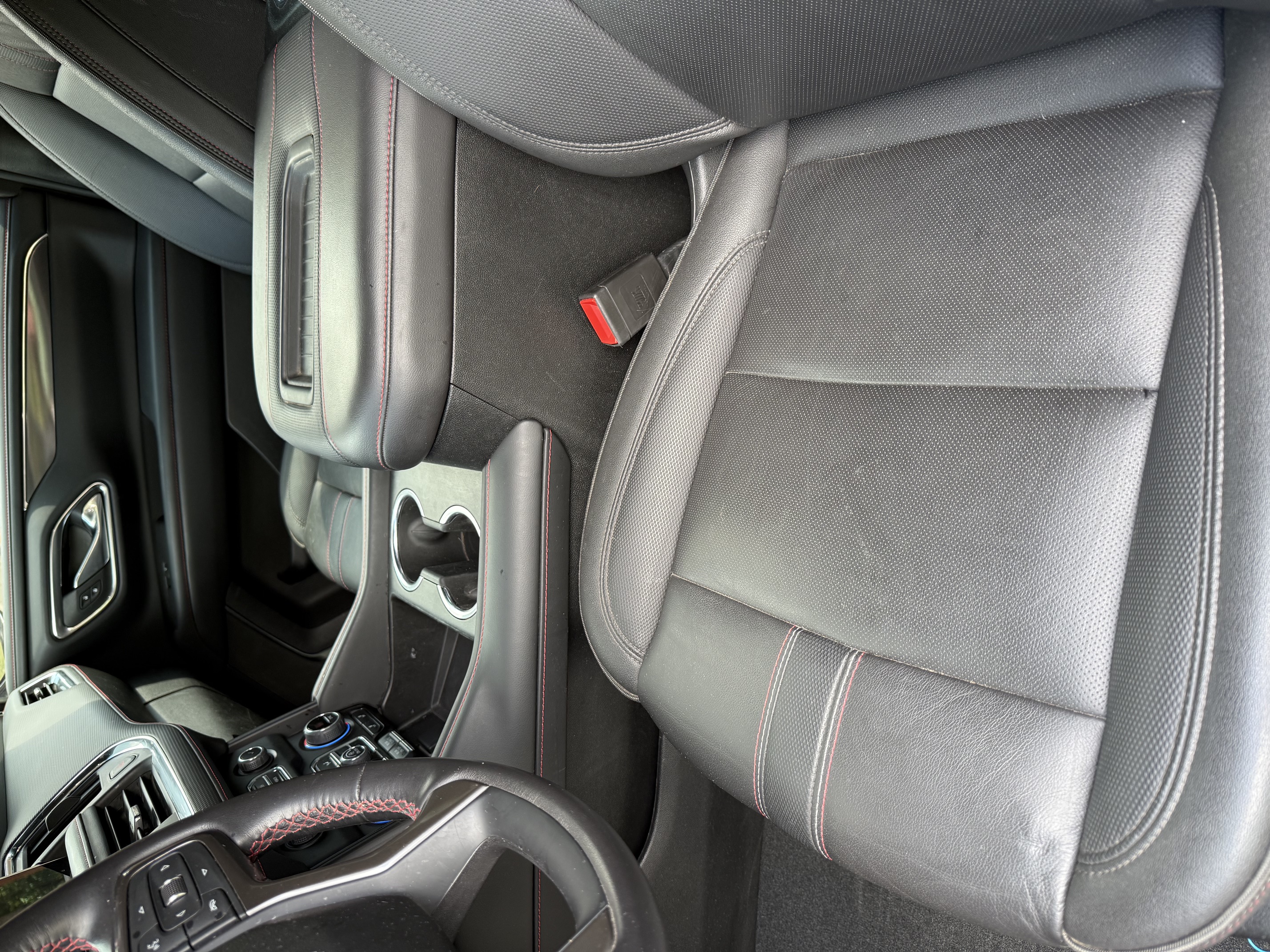 Used 2023 Chevrolet Tahoe RST RWD image 14