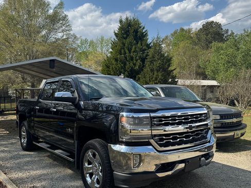 Used 2016 Chevrolet Silverado 1500 LTZ w/ Texas Edition image 6