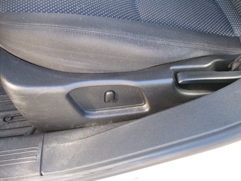 Used 2009 Chevrolet Malibu LT image 27