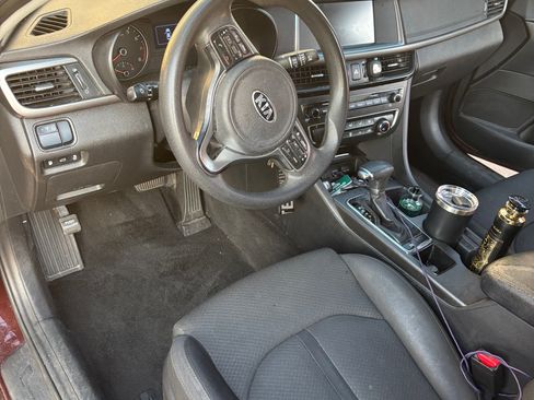 Used 2018 Kia Optima LX FWD image 5