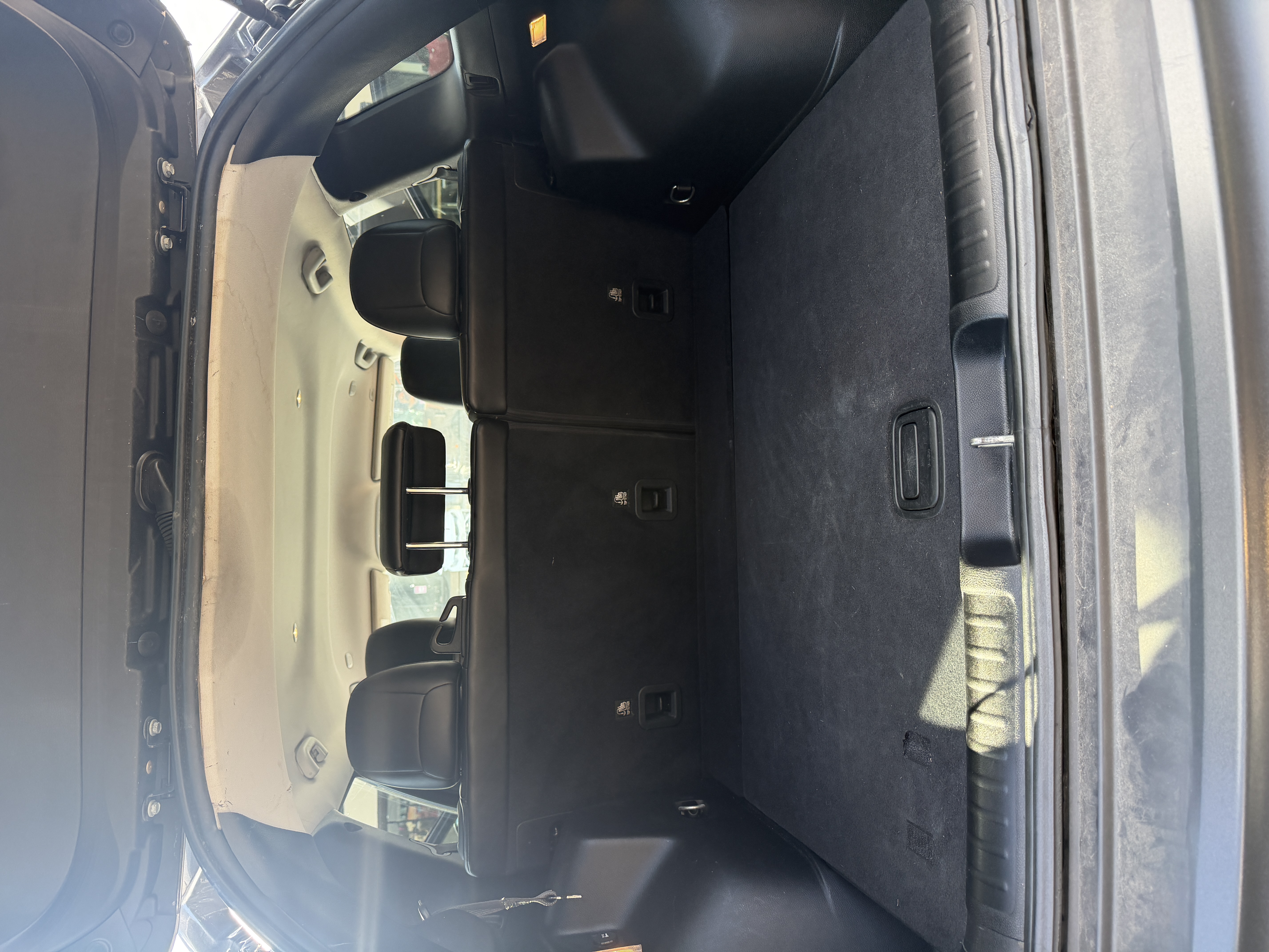 Used 2019 Jeep Cherokee Latitude Plus FWD image 4