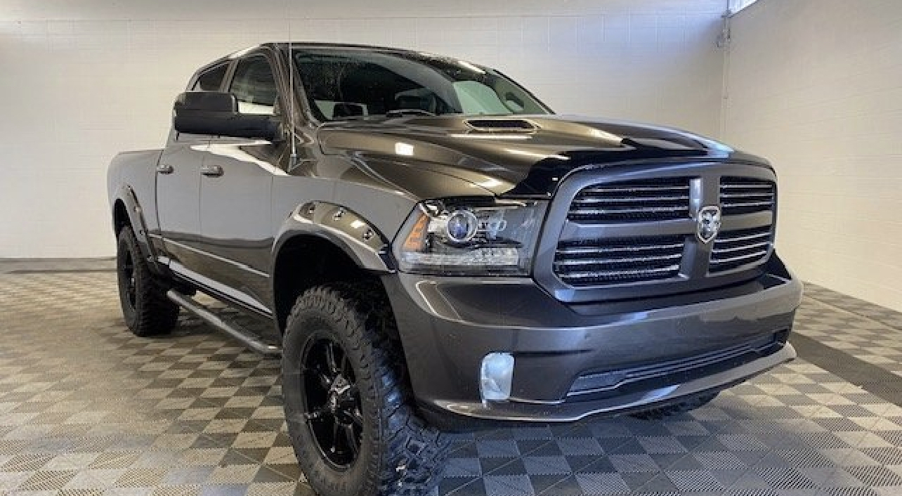 Used 2015 RAM 1500 Sport AWD/4WD image 2