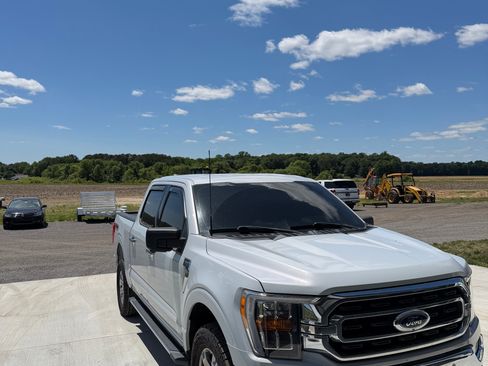 Used 2021 Ford F150 XLT w/ Equipment Group 302A High AWD/4WD image 9