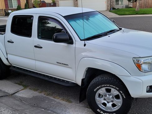Used 2015 Toyota Tacoma TRD Pro image 1