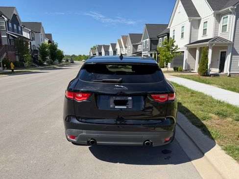 Used 2018 Jaguar F-PACE Premium AWD/4WD image 5