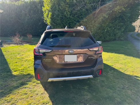 Used 2021 Subaru Outback Limited XT w/ Popular Package #2 image 6