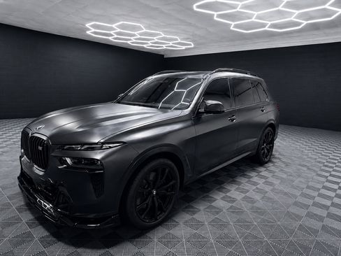 Used 2025 BMW X7 M60i AWD/4WD image 2