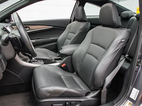 Used 2017 Honda Accord EX-L image 4