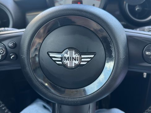 Used 2011 MINI Cooper S image 8