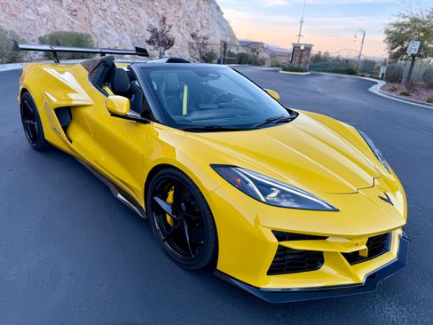 Used 2025 Chevrolet Corvette E-Ray image 26