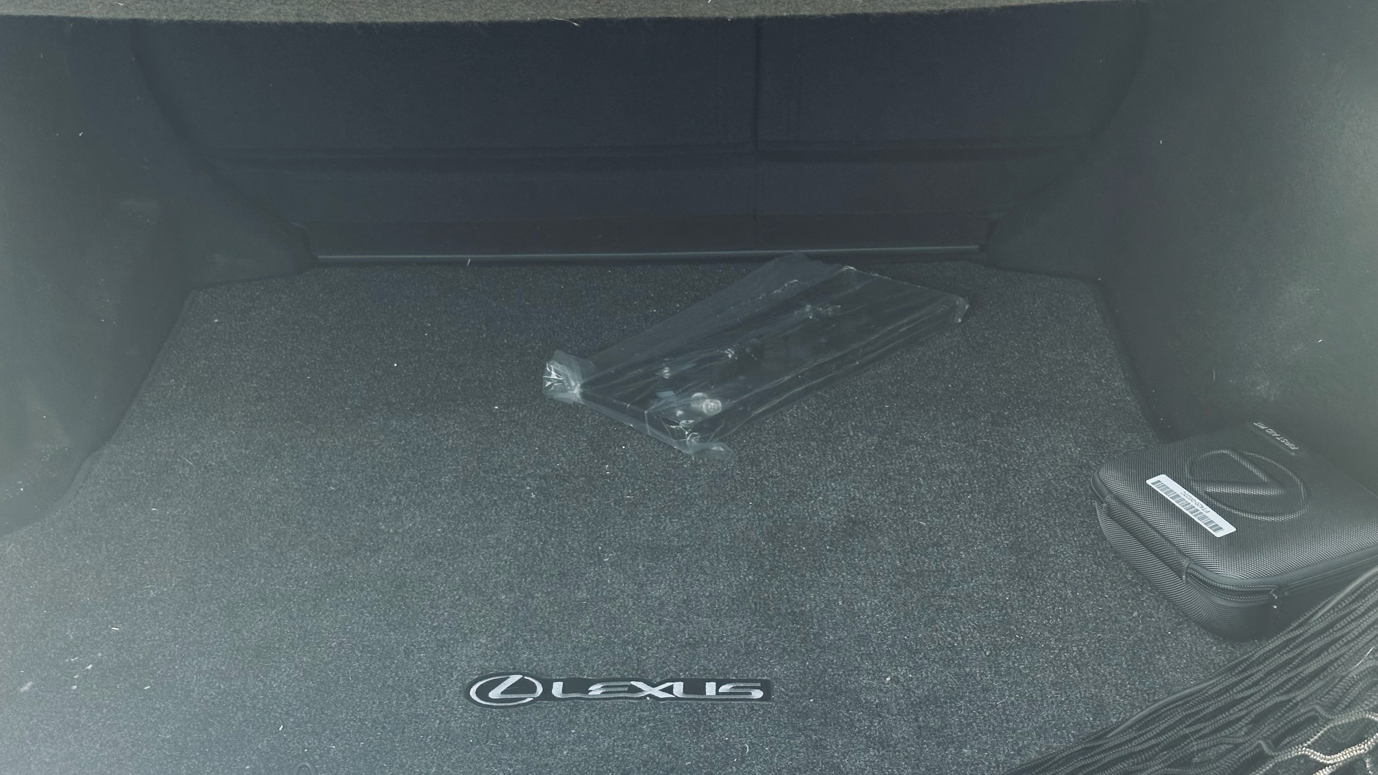 Used 2023 Lexus IS 500 w/ Accessory Package RWD image 8
