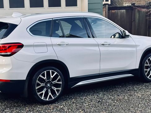 Used 2020 BMW X1 xDrive28i image 4