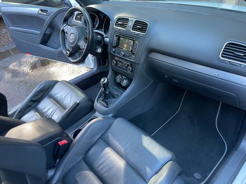 Used 2012 Volkswagen Golf R 2-Door image 8