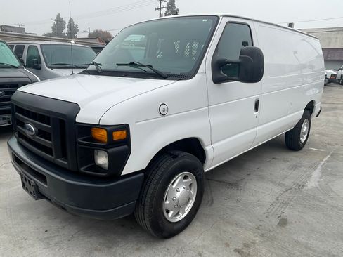 Used 2010 Ford E-250 and Econoline 250 image 20