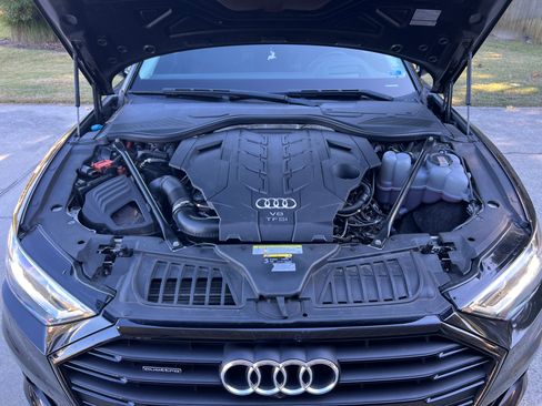 Used 2020 Audi A8 L 4.0T w/ Executive Package image 18