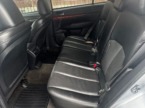 Used 2012 Subaru Outback 2.5i Limited image 15