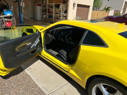 Used 2015 Chevrolet Camaro LT w/ RS Package image 9