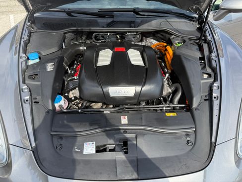 Used 2012 Porsche Cayenne S image 13