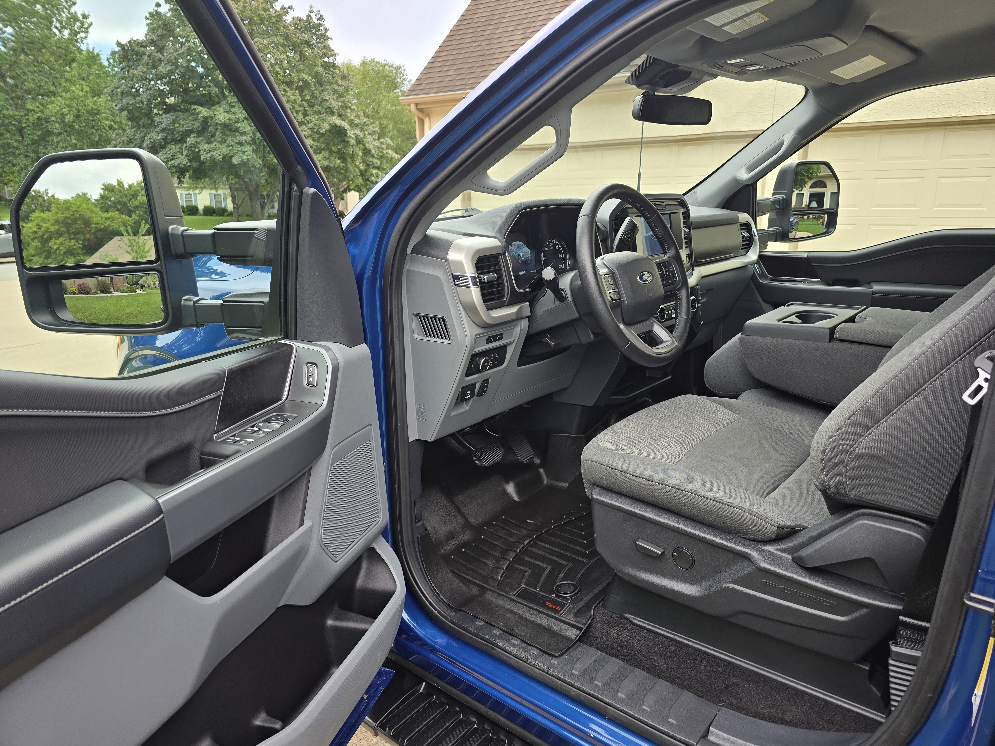 Used 2022 Ford F150 XLT w/ Equipment Group 301A Mid RWD image 13