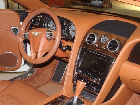 Used 2014 Bentley Continental GT image 6