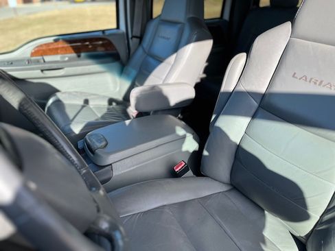 Used 2004 Ford F250 Lariat image 28