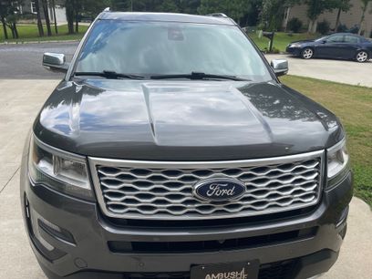 Used 2017 Ford Explorer Platinum
