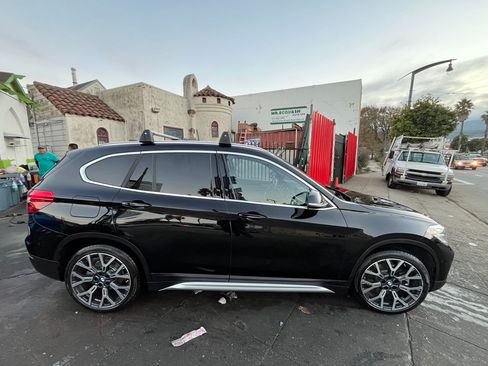 Used 2021 BMW X1 xDrive28i w/ Convenience Package image 6
