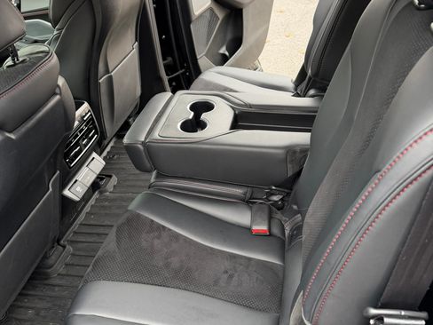 Used 2025 Acura MDX A-Spec image 10