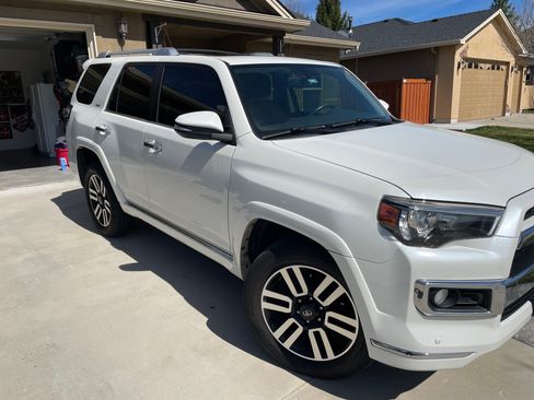 Used 2017 Toyota 4Runner Limited image 6