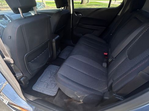 Used 2012 Chevrolet Equinox LT w/ Driver Convenience Package image 6