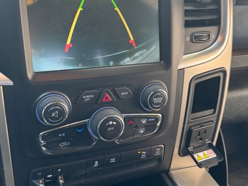 Used 2015 RAM 1500 Lone Star image 27