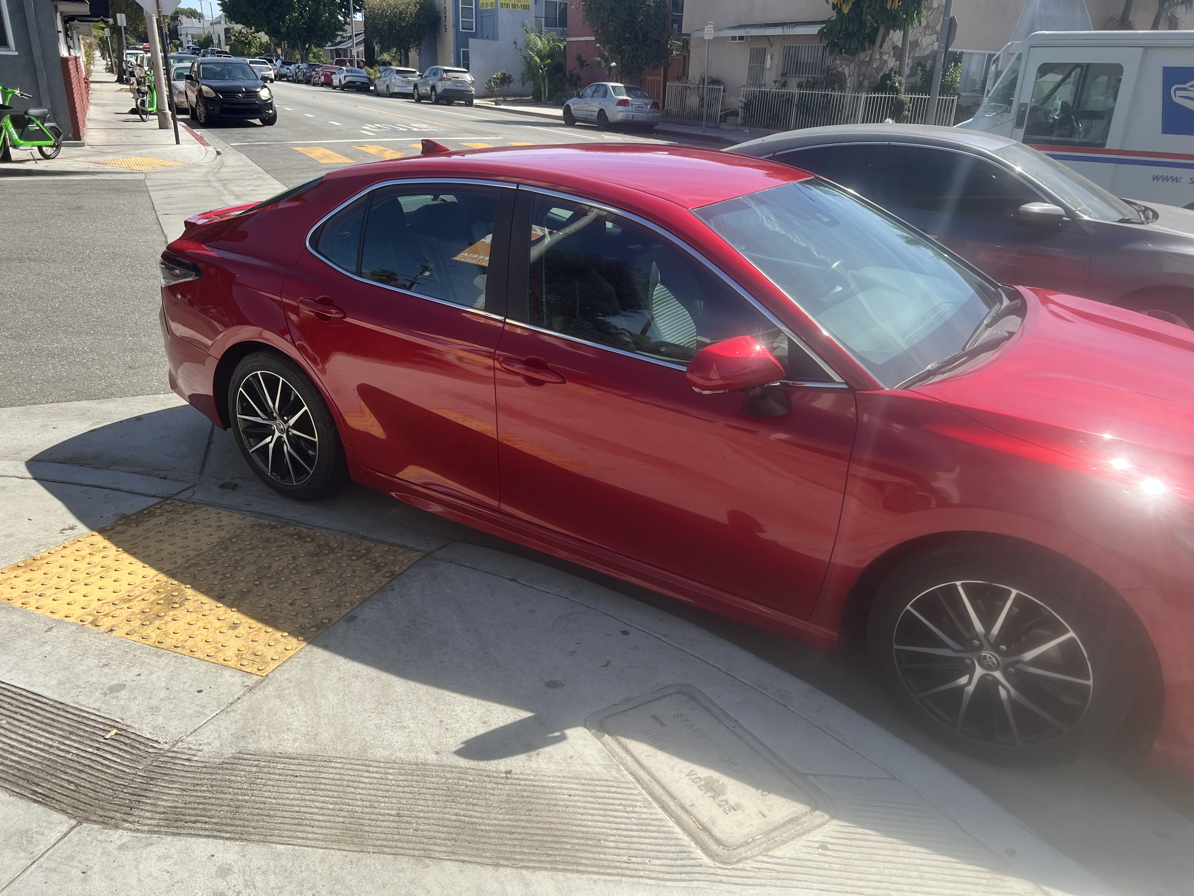 Used 2023 Toyota Camry SE w/ Convenience Package FWD image 8