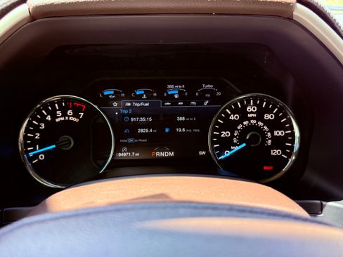 Used 2020 Ford F150 Lariat AWD/4WD image 16