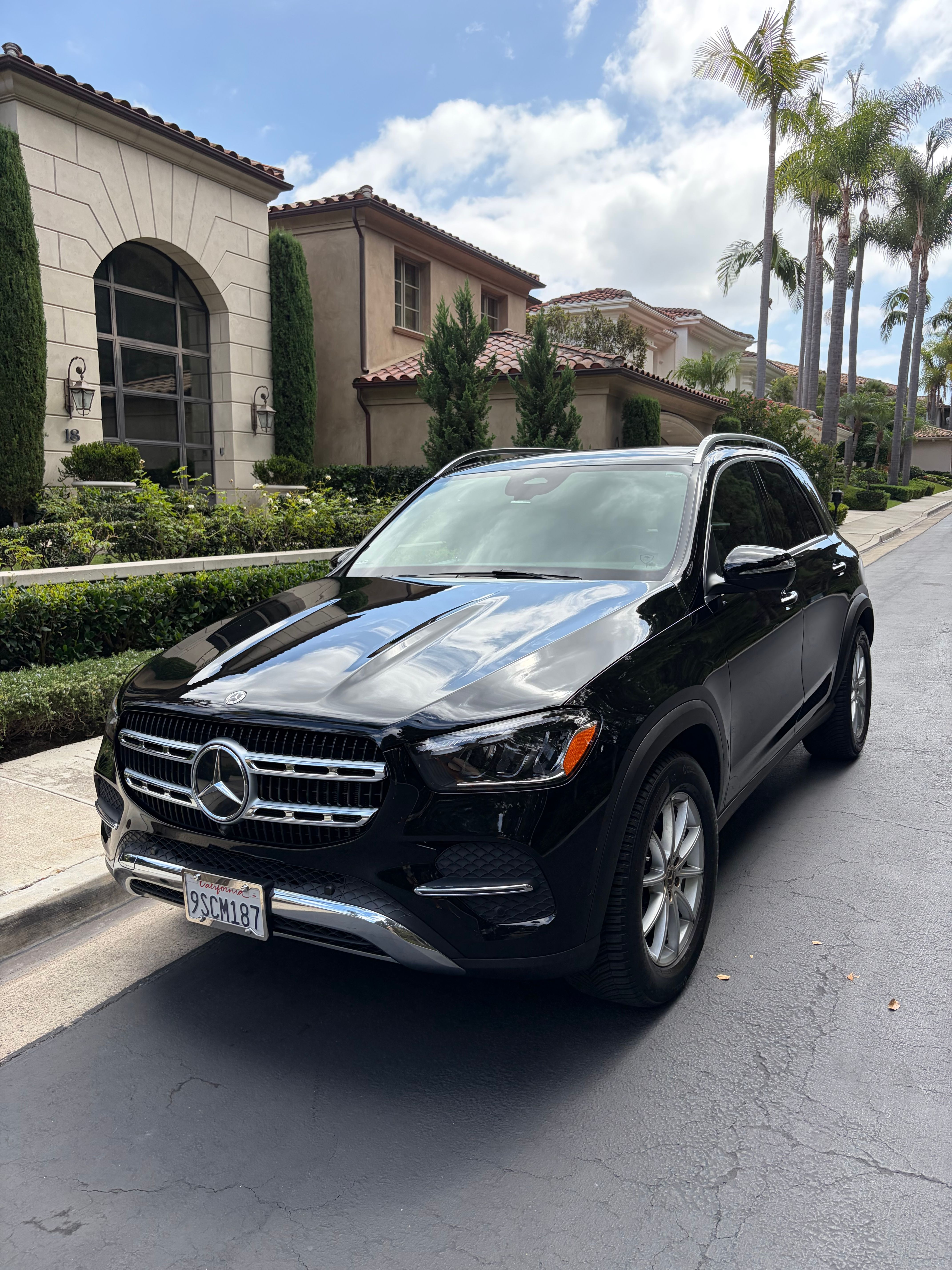 Used 2024 Mercedes-Benz GLE 350 4MATIC image 1