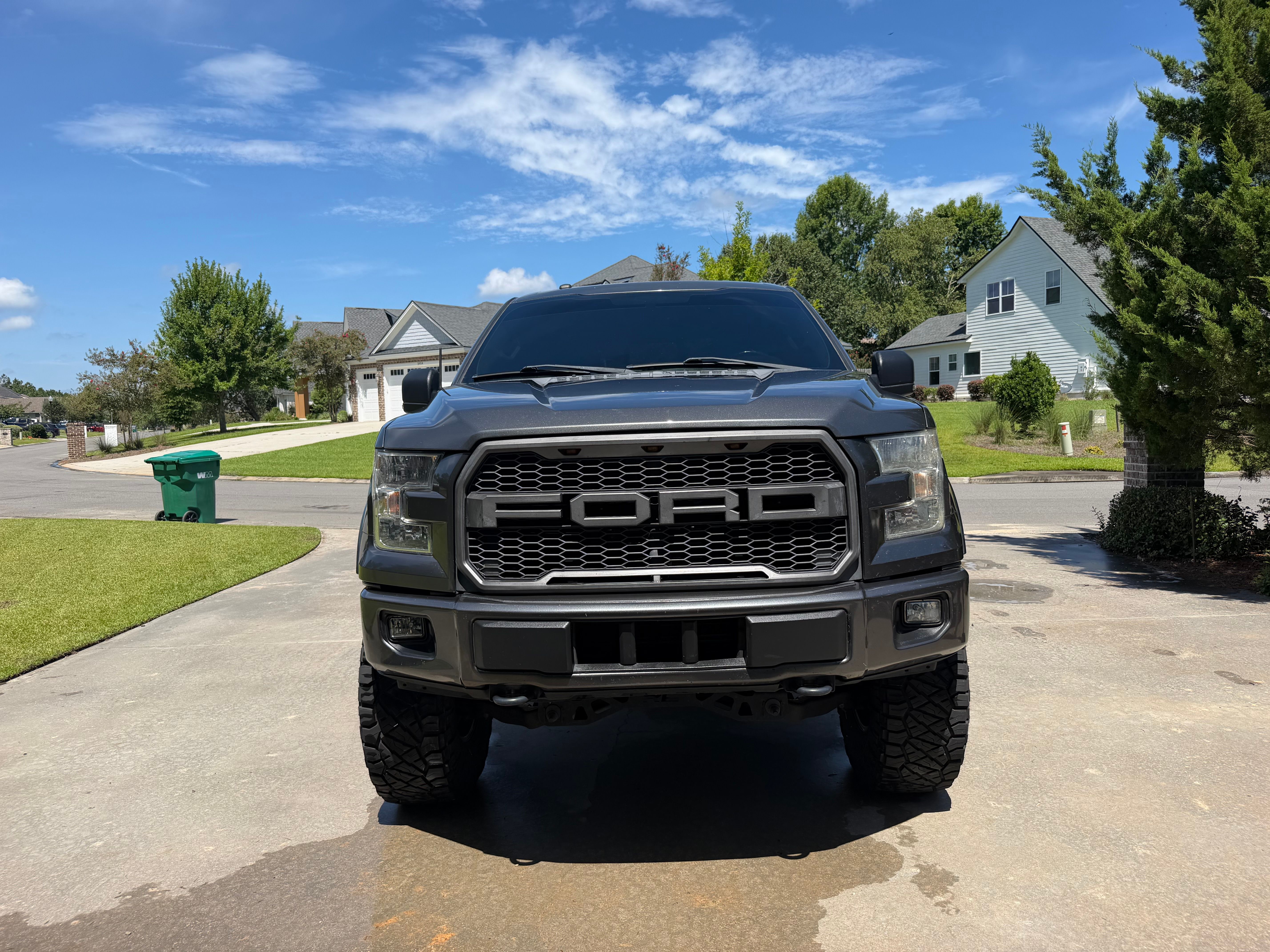 Used 2016 Ford F150 XLT w/ Equipment Group 302A Luxury AWD/4WD image 10