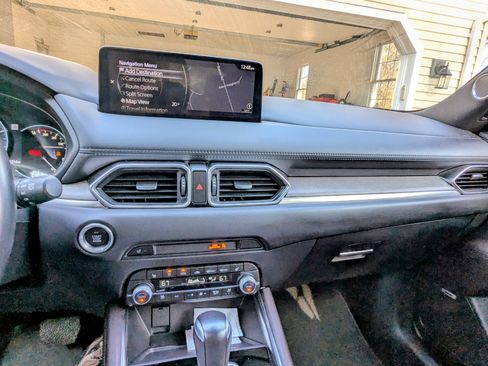 Used 2023 MAZDA CX-5 Signature image 13