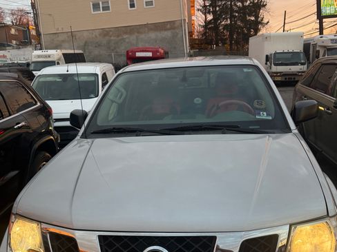 Used 2019 Nissan Frontier SV w/ Value Truck Package image 14