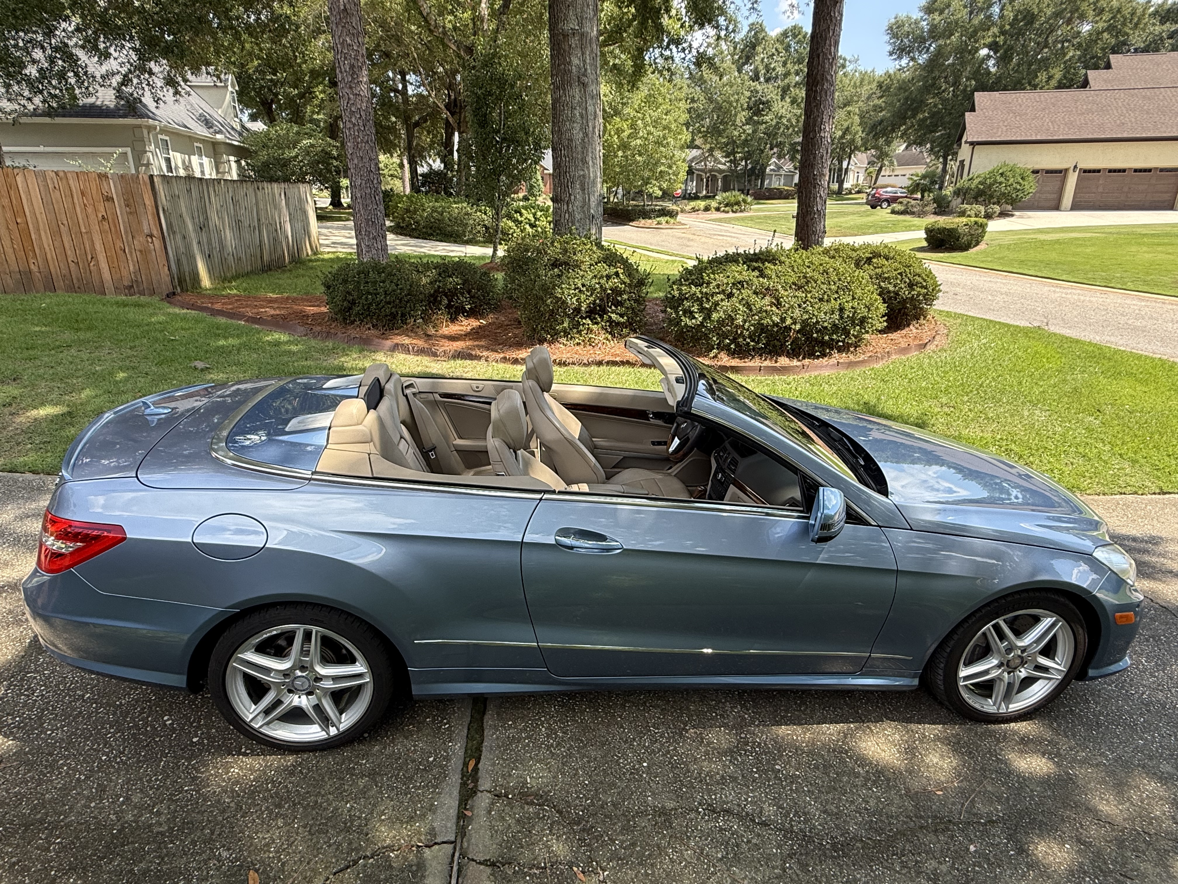 Used 2012 Mercedes-Benz E 550 Cabriolet image 9