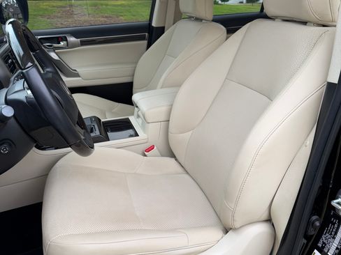 Used 2022 Lexus GX 460 Premium AWD/4WD image 8