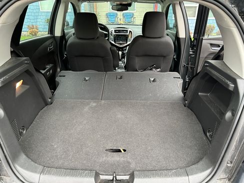 Used 2018 Chevrolet Sonic LT w/ Convenience Package image 10