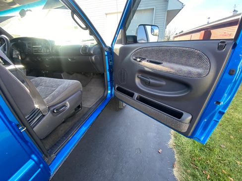 Used 2001 Dodge Ram 1500 Truck 4x4 Quad Cab image 10
