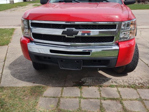 Used 2011 Chevrolet Silverado 1500 LT image 1